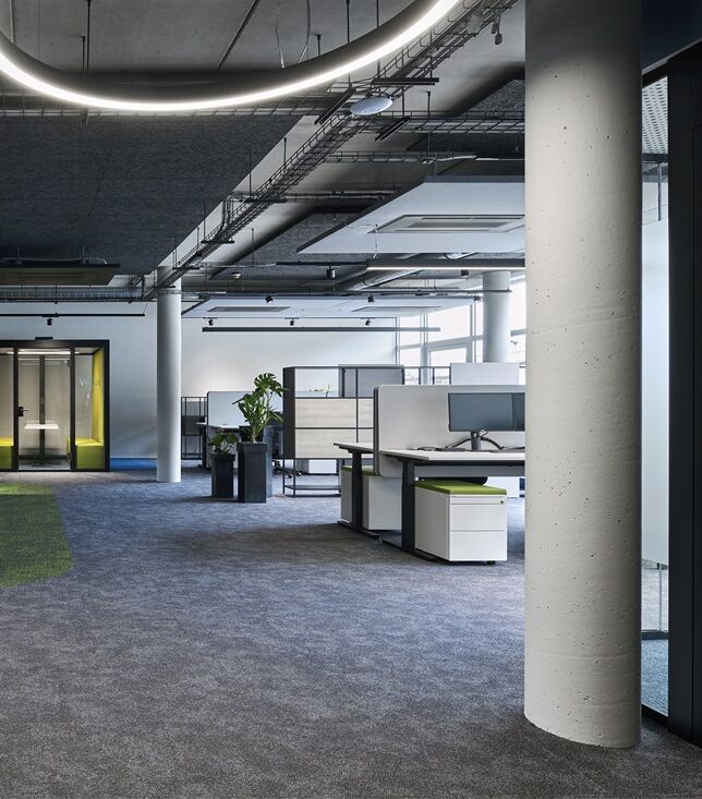 Flexible und stylische Bürotische